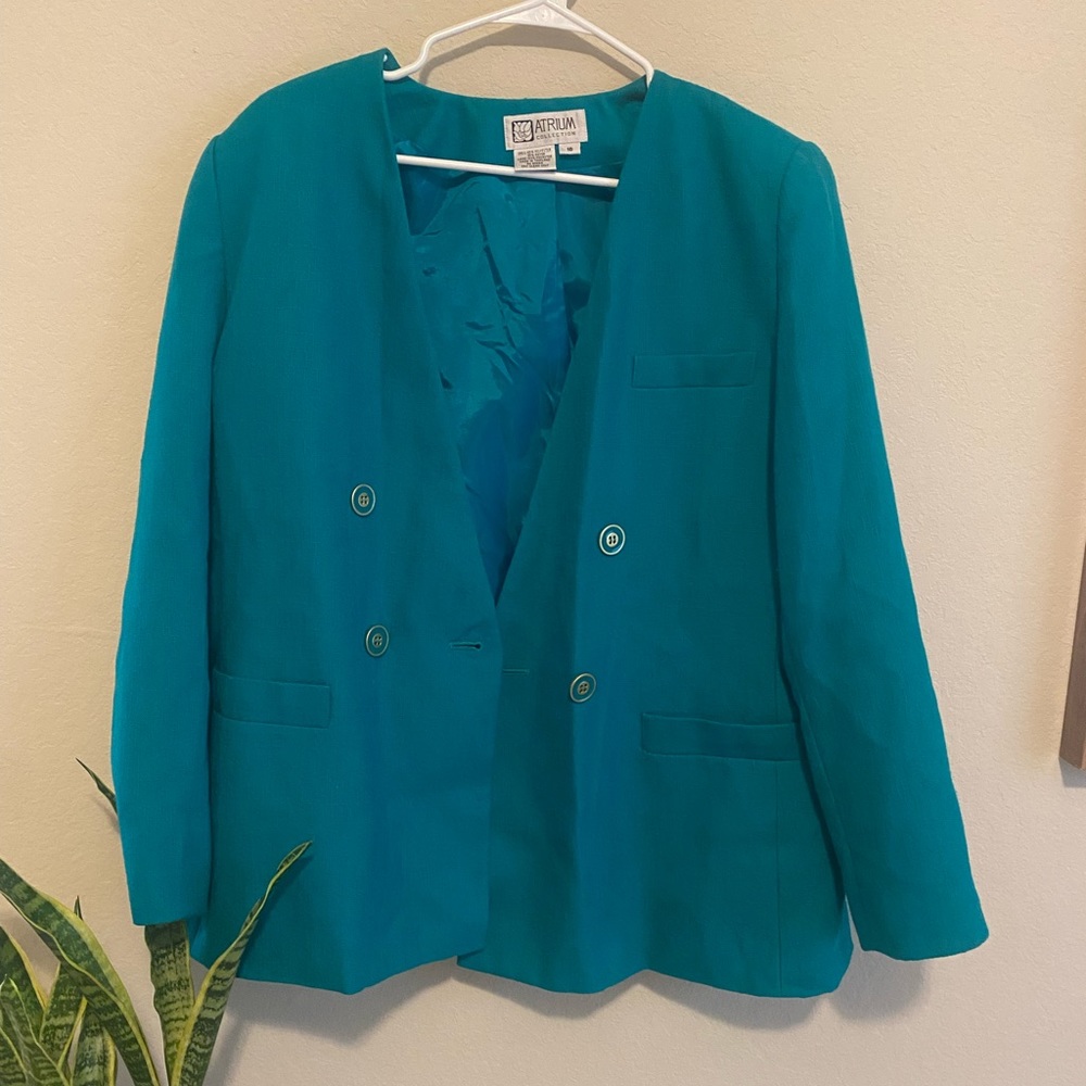 Nice thrifted blazer⚡️